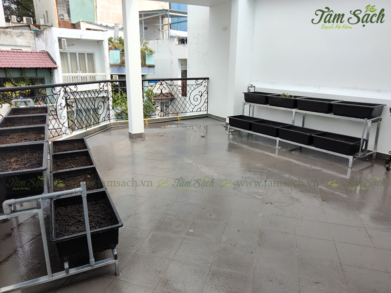 Giàn trồng rau 2 tầng
