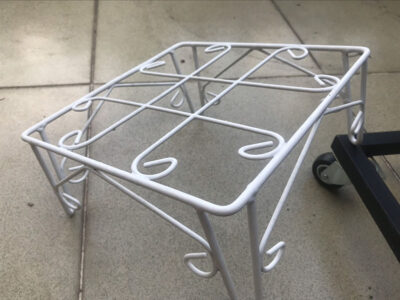 chân đế để chậu cây