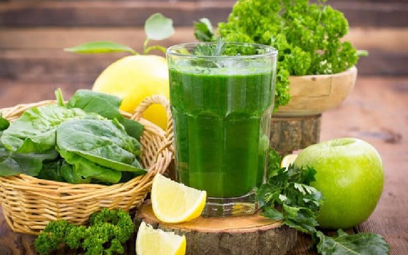Nước ép cải kale cam
